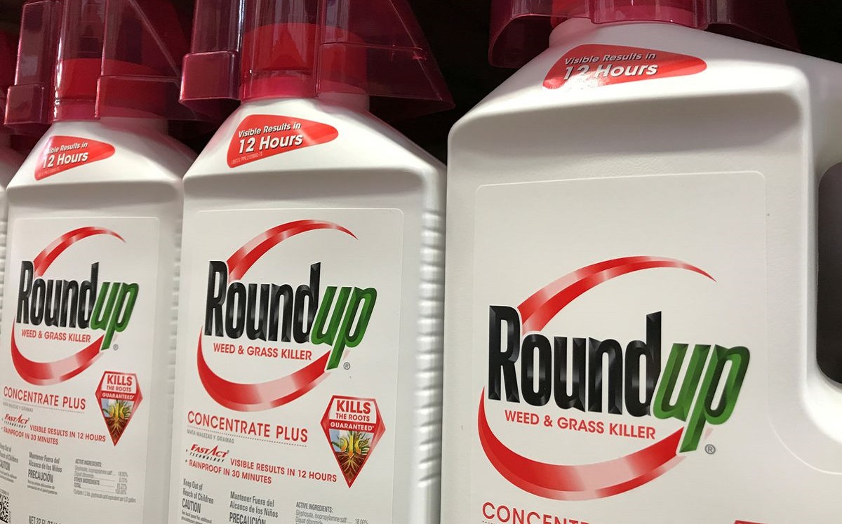 El herbicida 'Roundup' se sigue comercializando a pesar de los señalamientos por contenido de glifosato. (Reuters)