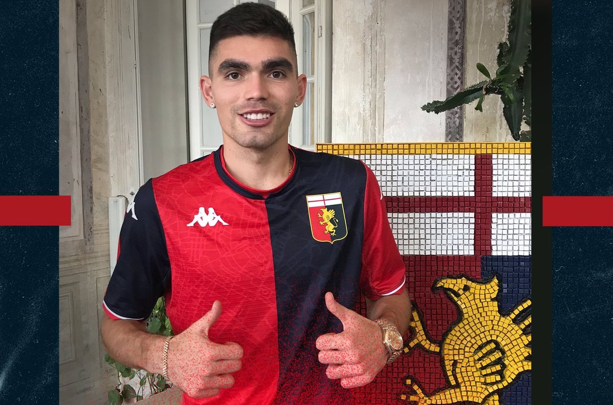 Johan Vásquez fue anunciado con el Genoa de Italia (Twitter)