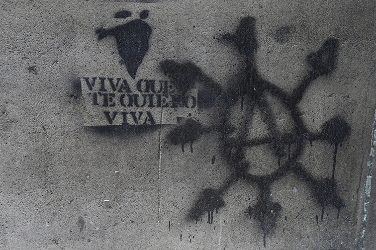 'Viva que te quiero viva', consigna pintada durante la marcha feminista del 16 de agosto de 2019. (Foto: Araceli López)