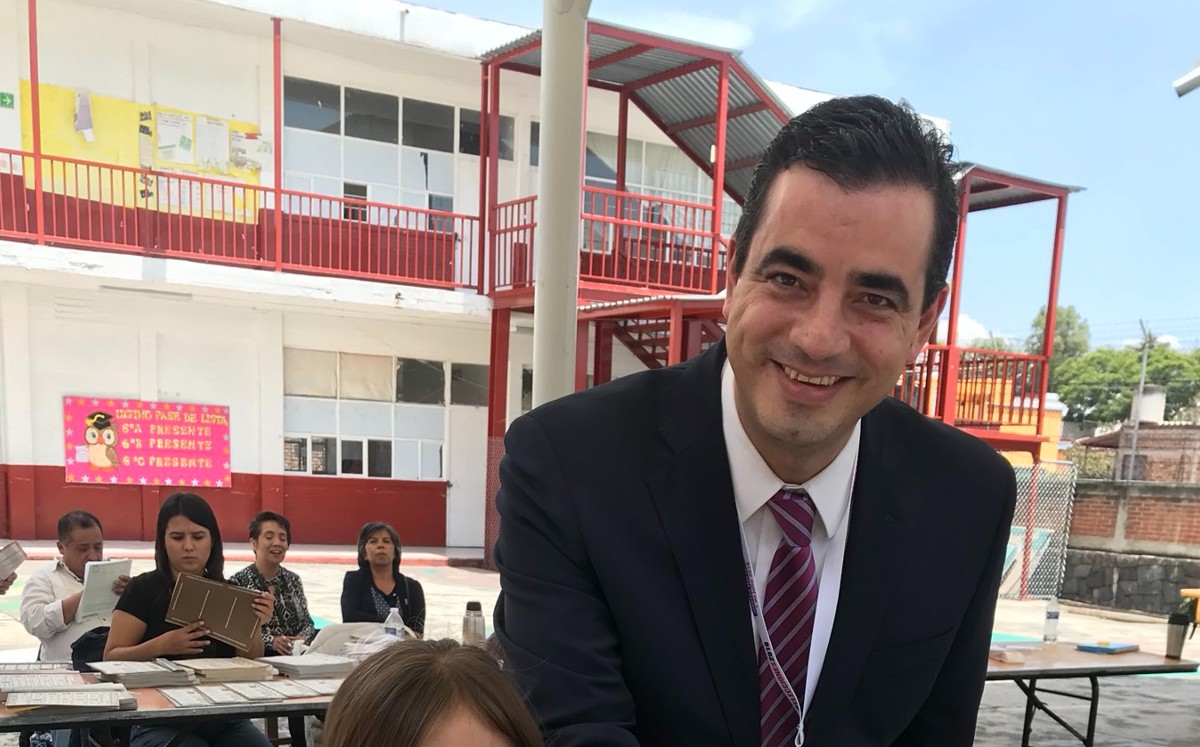 Patricio Ballados, director ejecutivo de Prerrogativas y Partidos Políticos del INE, renunció a su cargo. | Twitter