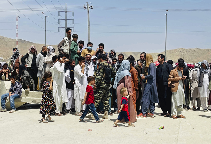 Los vuelos de evacuación se reanudaron el martes desde el aeropuerto internacional de Kabul. | AP