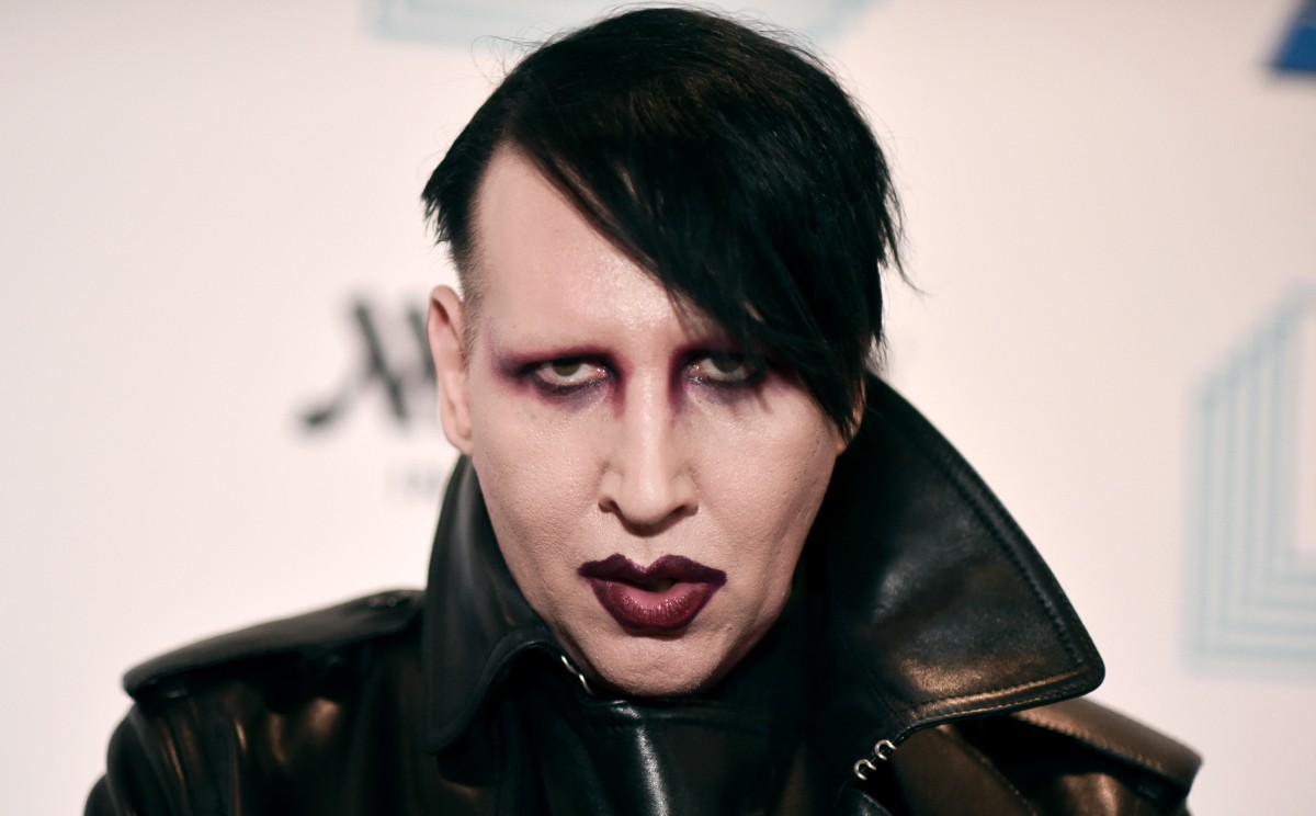 Acusan a Marilyn Manson de escupir a una mujer (AP).