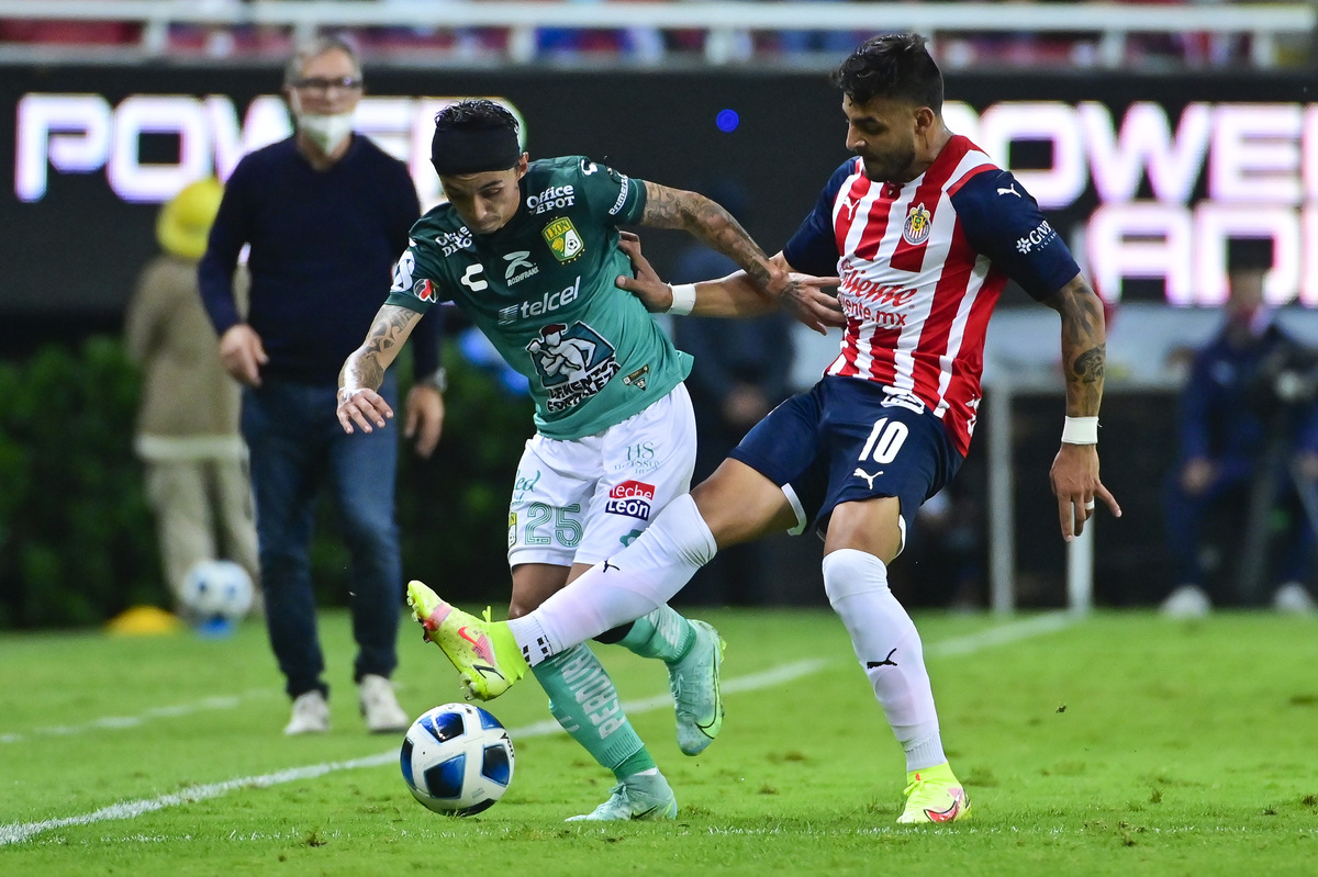 Chivas vs León en la jornada 5 de la Liga MX (Imago7)