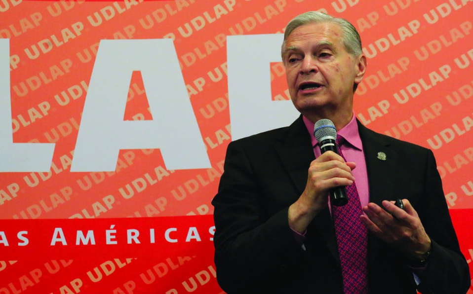 Juez gira orden de aprehensión contra Luis Ernesto Derbez.