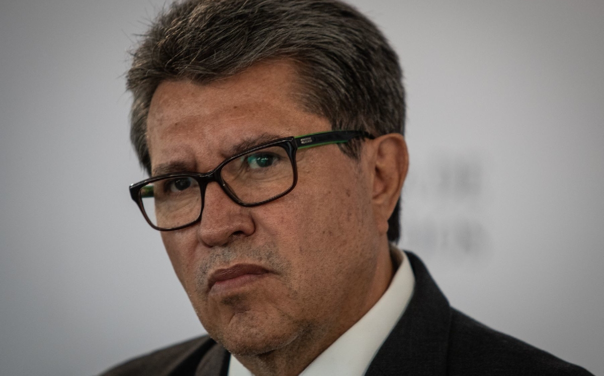 Ricardo Monreal, coordinador del grupo parlamentario de Morena en conferencia de prensa. (Cuartoscuro)