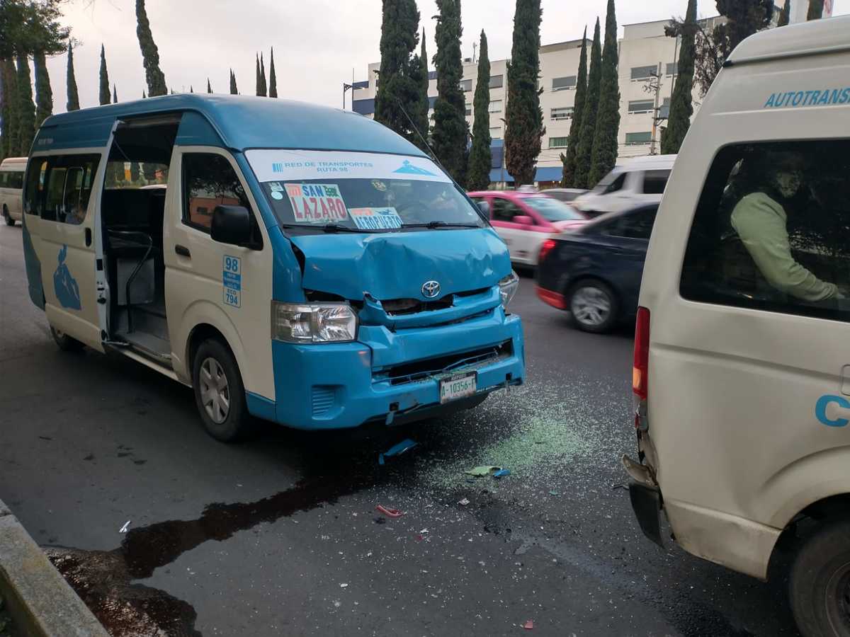 Tres unidades del Transporte Público se vieron involucradas. (Foto: Especial)