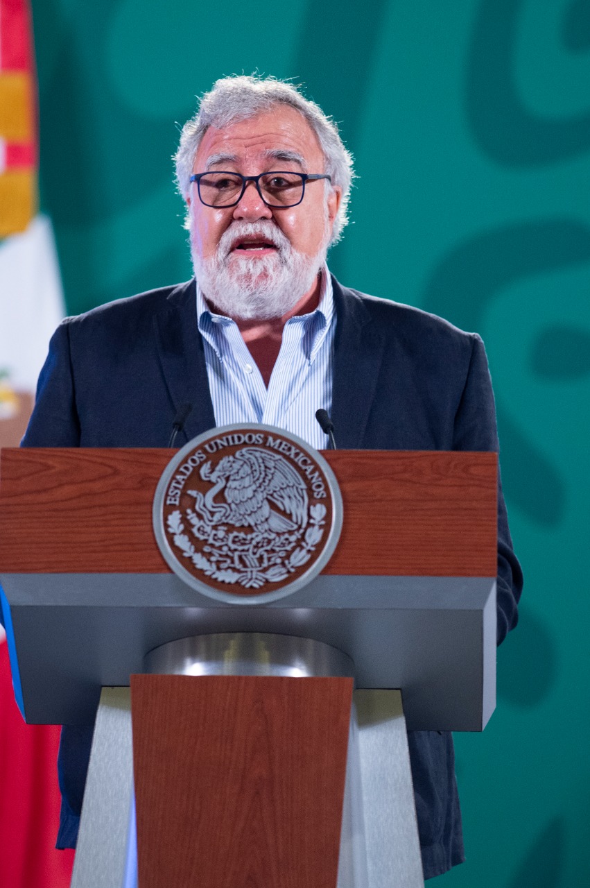 Alejandro Encinas.