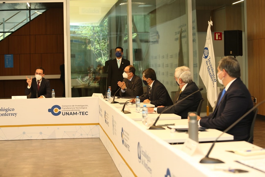 El acuerdo también busca acelerar distintas iniciativas de CEMEX, como el programa Futuro en Acción. (Cortesía)
