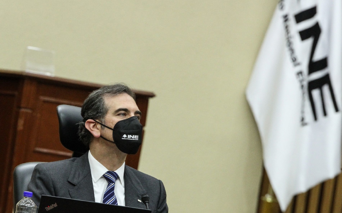 El consejero presidente del INE durante una sesión del Consejo General. (Cuartoscuro)