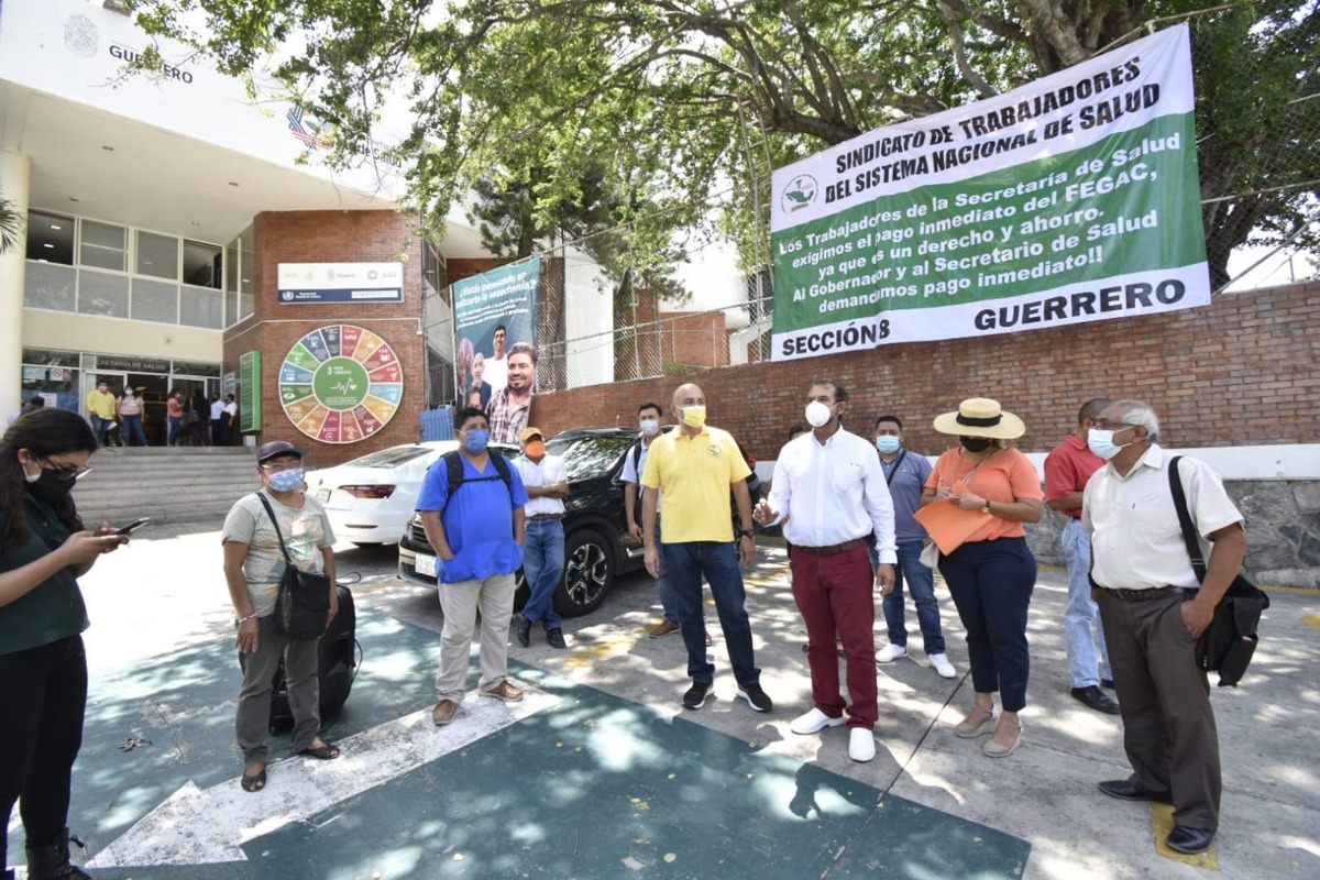 El Sindicato se dirigió a las oficinas centrales de la Secretaría de Salud Estatal | Rogelio Agustín