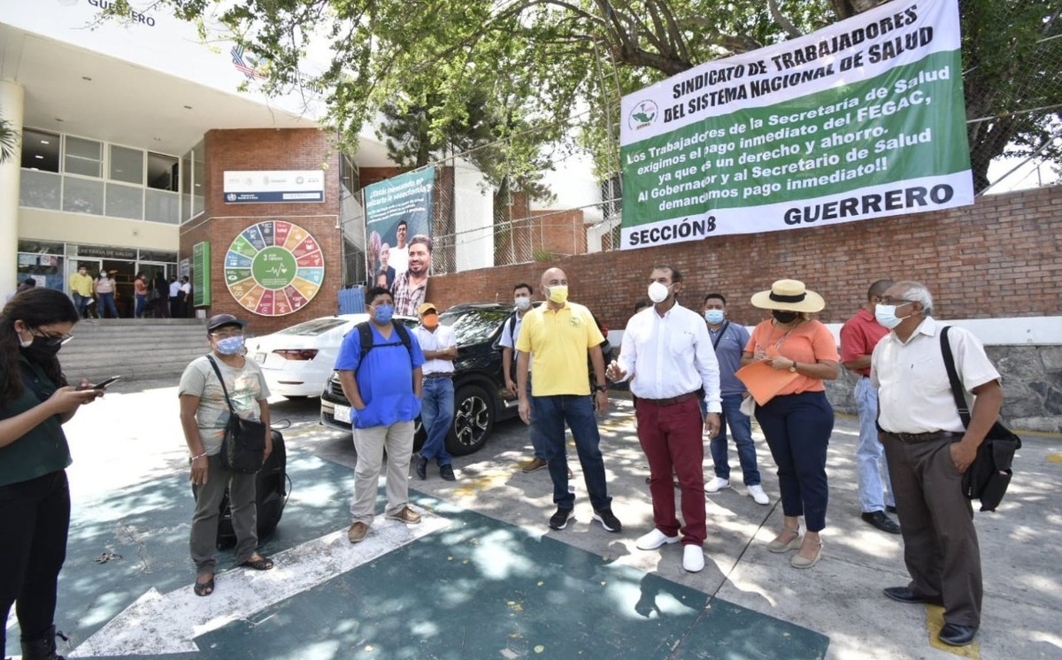 Trabajadores del sector salud en Guerrero protestan por falta de pagos ...