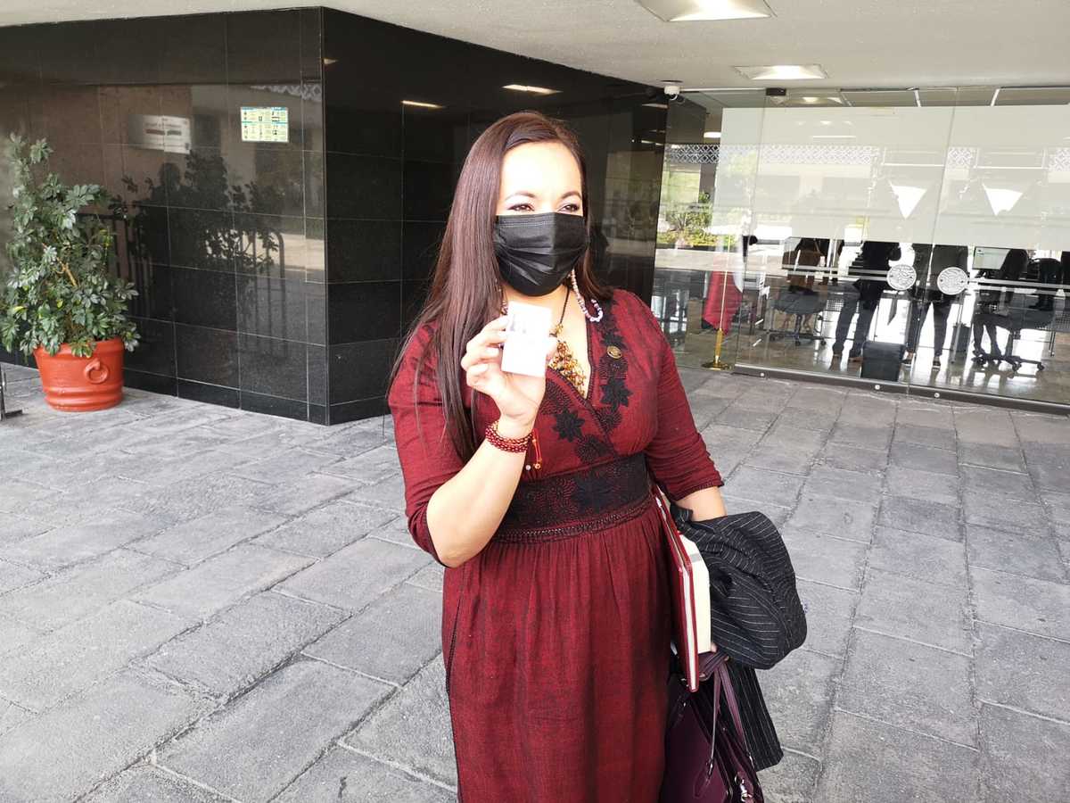Adriana Bustamante se convirtió en la diputada 001 de la 65 Legislatura.