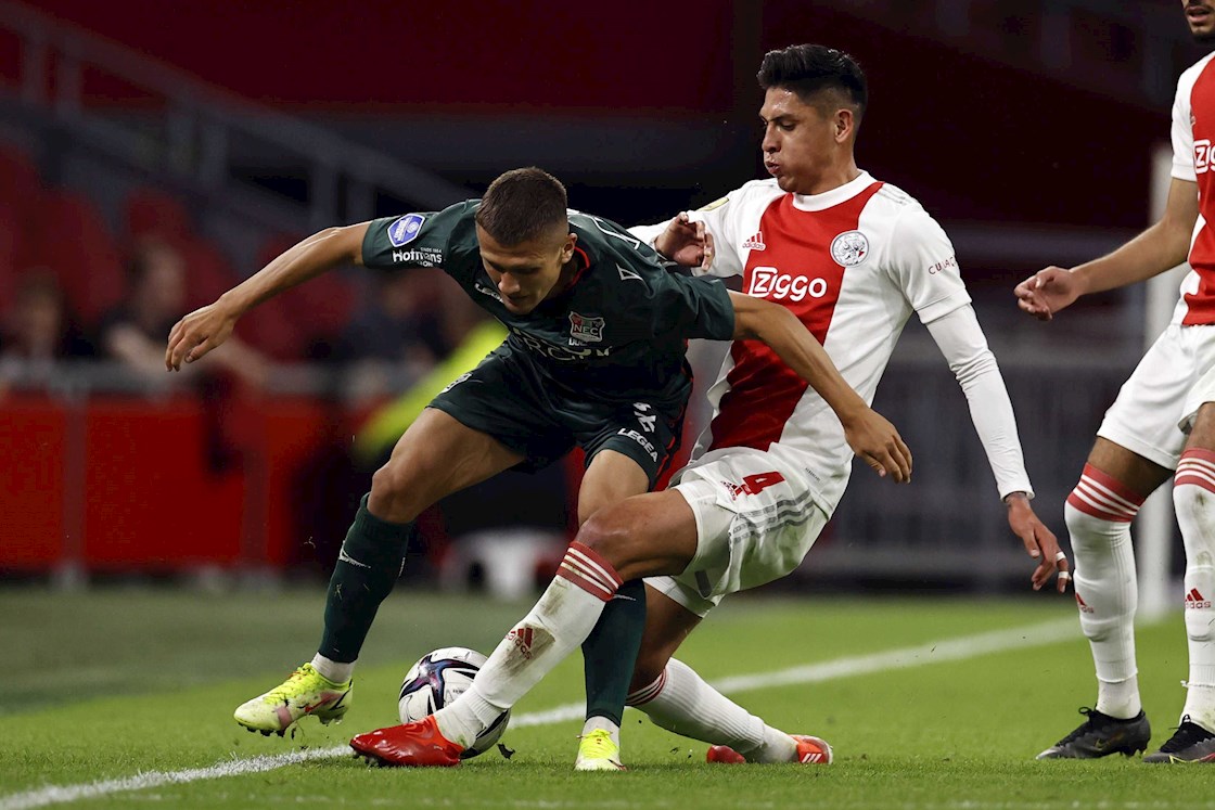 Edson Álvarez (EFE)