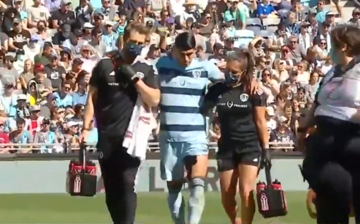 Alan Pulido sufre lesión con Kansas City (Especial)