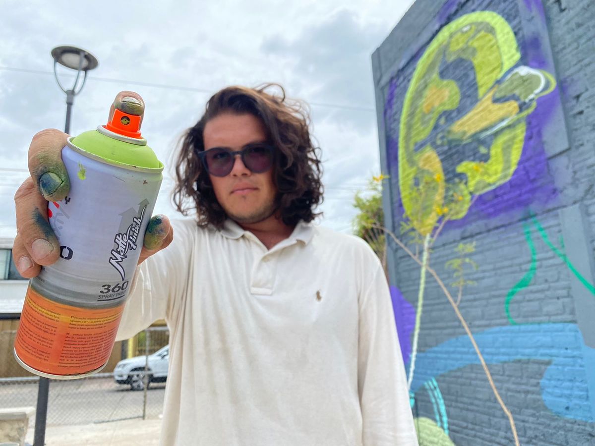 Christian René Robles ‘Piña’, artista urbano. (Pablo Núñez)