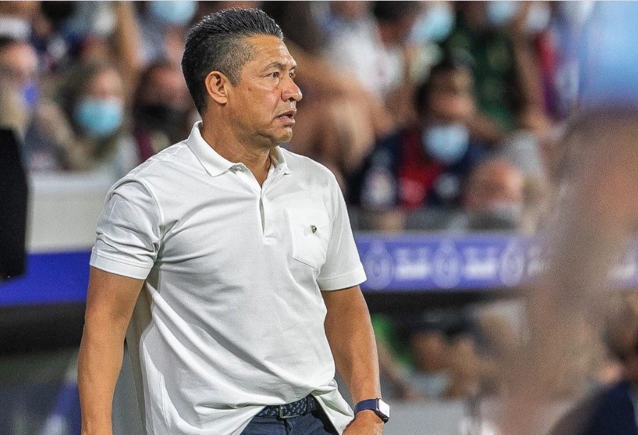 Ignacio Ambriz, DT del Huesca (Instagram Huesca)