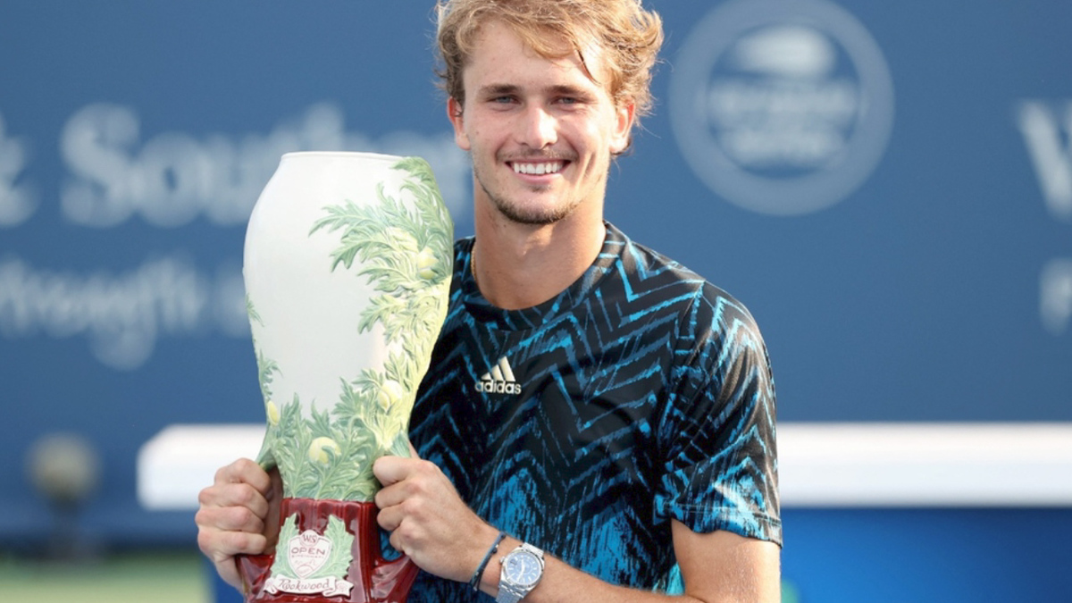 Alexander Zverev vence a Andrey Rublev