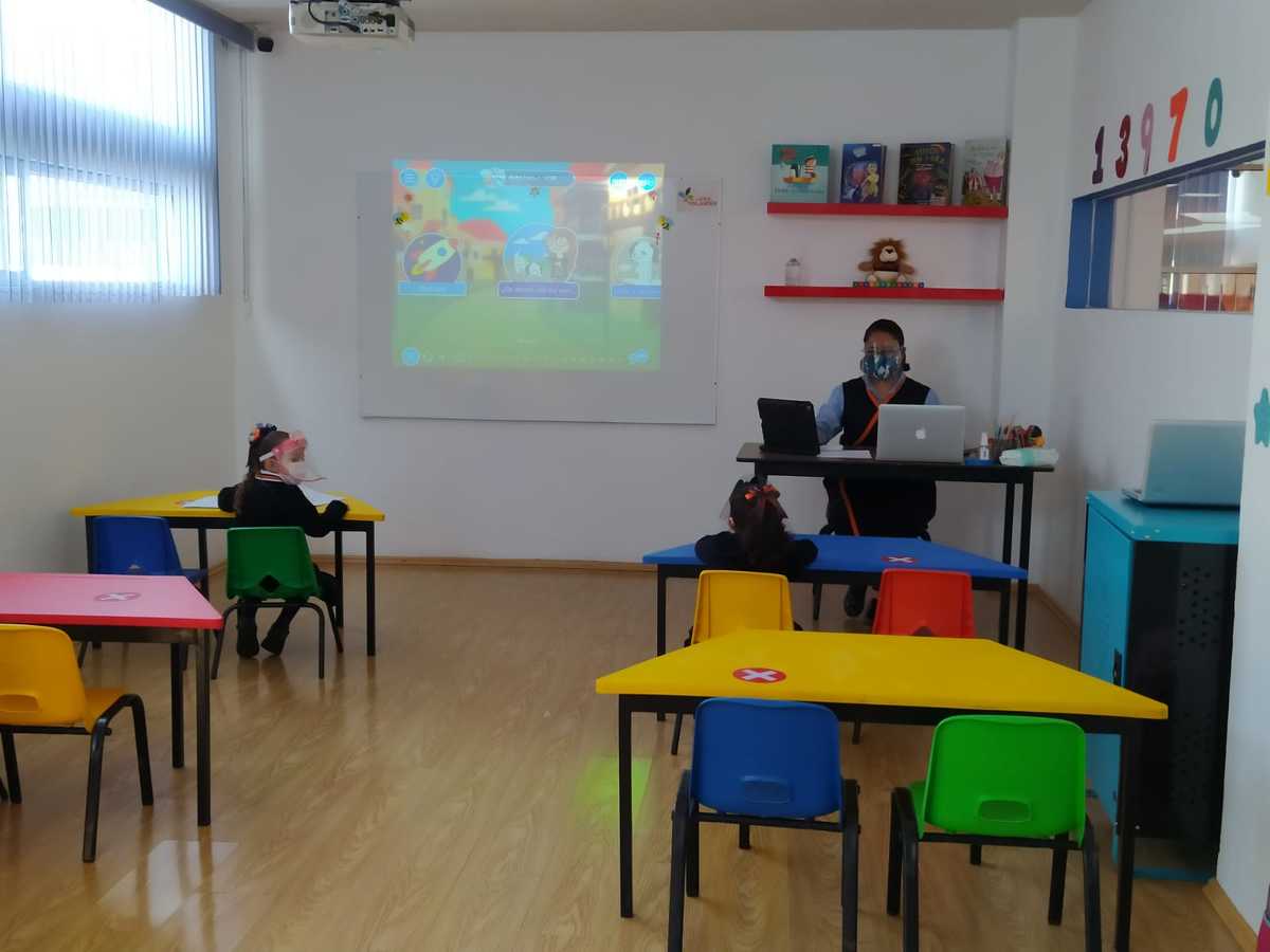 Alumnos en clases presenciales. | Tania Contreras