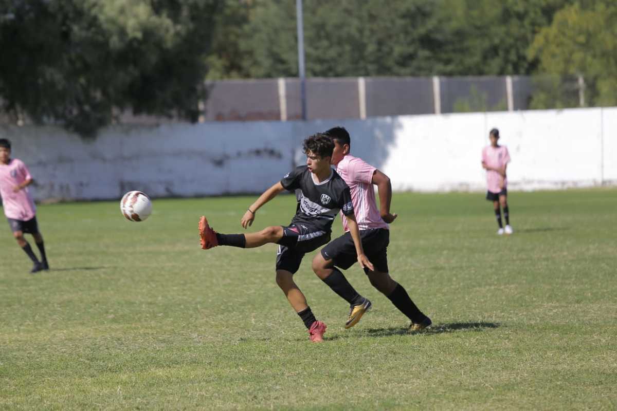 Gran arranque tuvo la Segunda Edición de la Copa de Futbol Multimedios. (Mauricio Román)