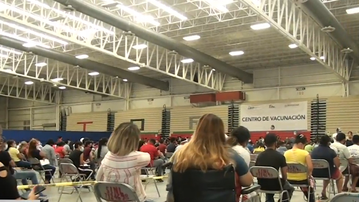 Laredo, Tx, dona vacunas anticovid para adolescentes de Nuevo Laredo