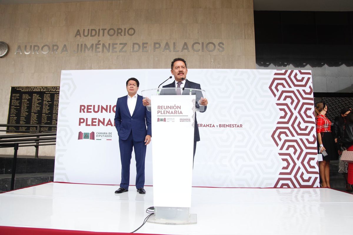 Ignacio Mier y Mario Delgado en Reunión Plenaria