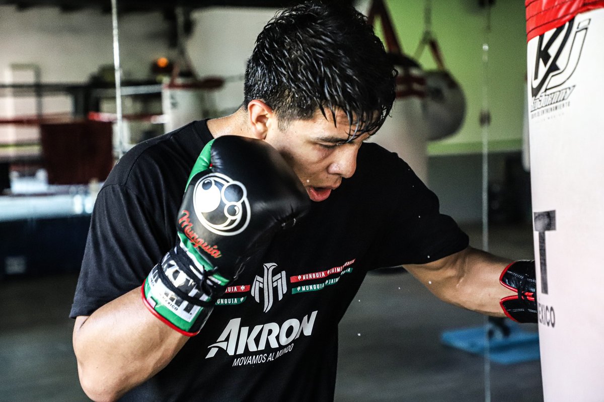 Jaime Munguía en entrenamiento (Twitter @jaimemunguia15)
