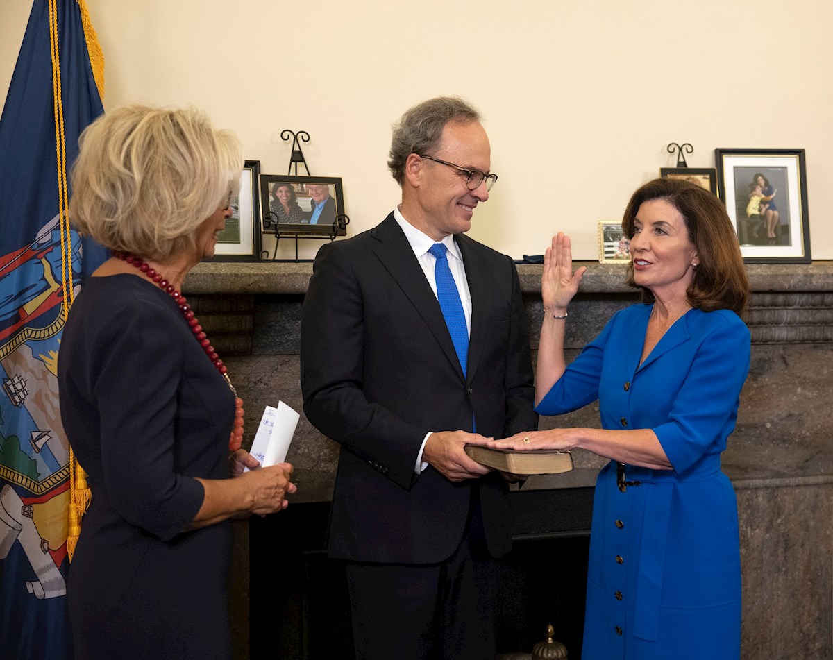 Kathy Hochul juró hoy como nueva gobernadora de Nueva York. | EFE