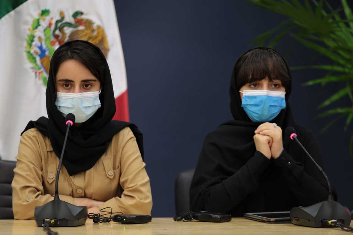 Las mujeres dieron una charla en su llegada a México. (Jesús Quintanar)