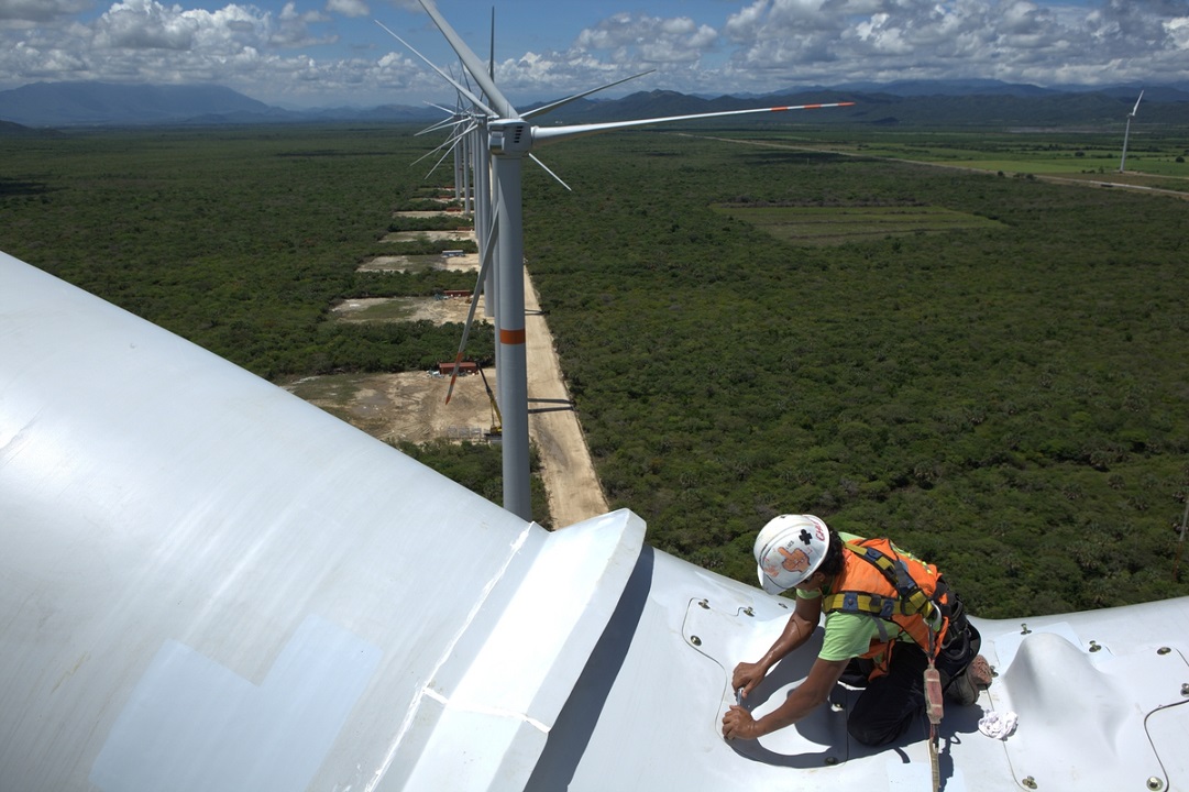 Desde hace más de una década, la compañía promueve la generación de electricidad por medio de fuentes renovables, entre ellas, la eólica. (Cortesía)