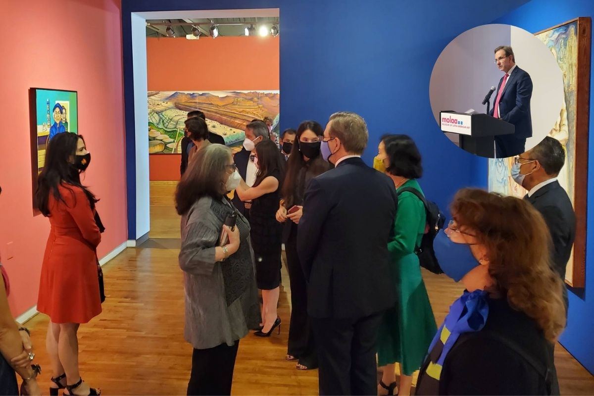 Esteban Moctezuma conoció la obra de la artista chicana Judy Baca. (Fotos: MOLAA)