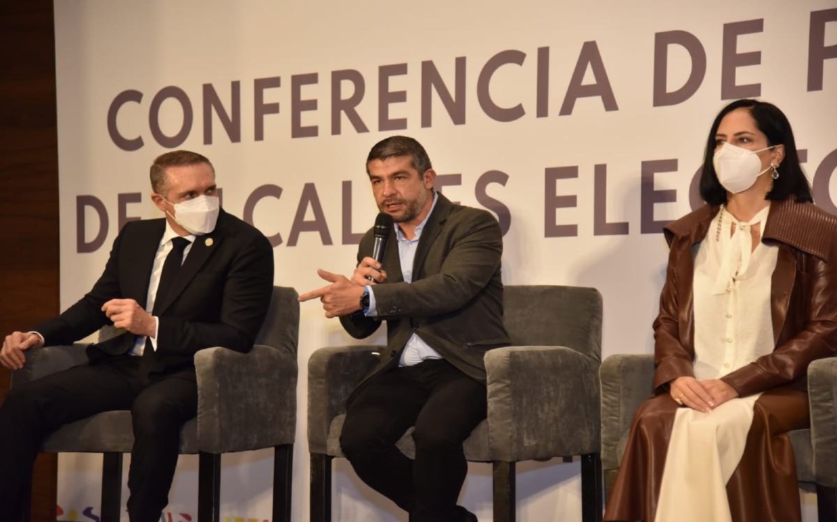 Pese a los obstáculos su equipo ha venido trabajando durante los tres meses posteriores a la elección | Especial