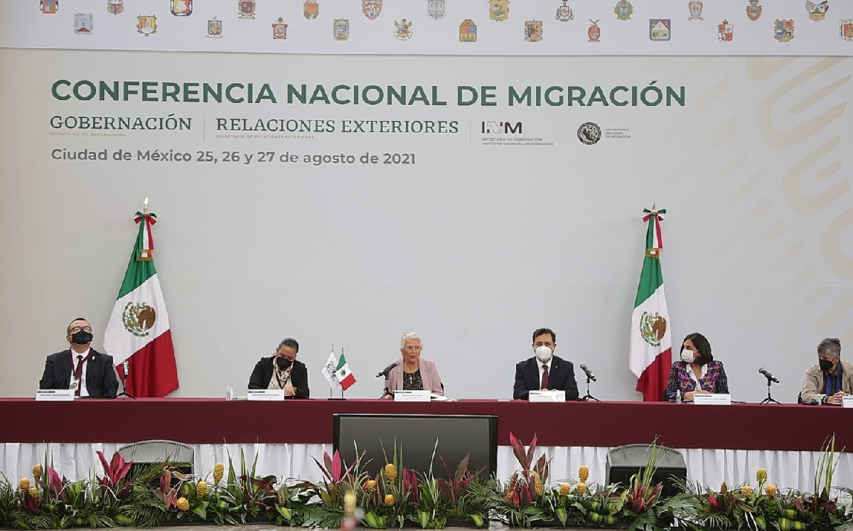 La secretaria de Gobernación durante la Conferencia Nacional de Migración. (Especial)