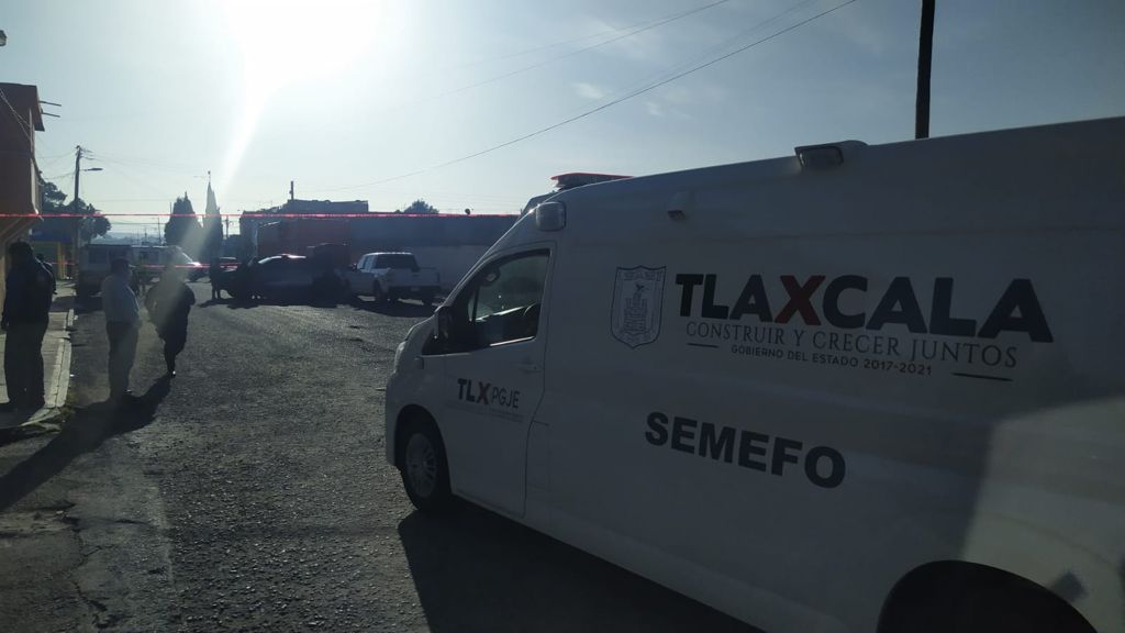 Aspecto de una ambulancia del SEMEFO en Tlaxcala | Especial