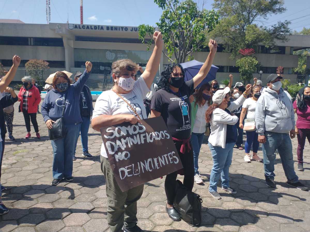 Los damnificados protestan en la Coordinación Territorial Benito Juárez 1 y 2. (Enrique Luna)