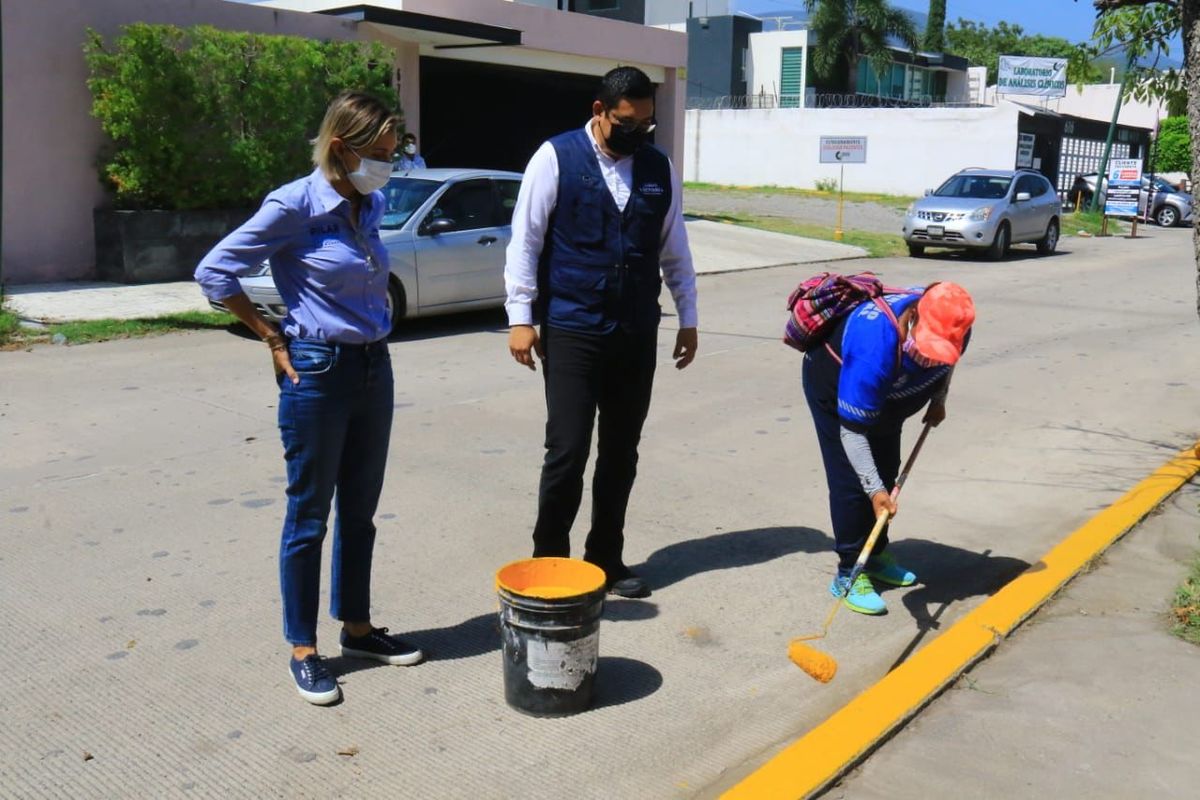 Pilar Gómez supervisa trabajos de limpieza