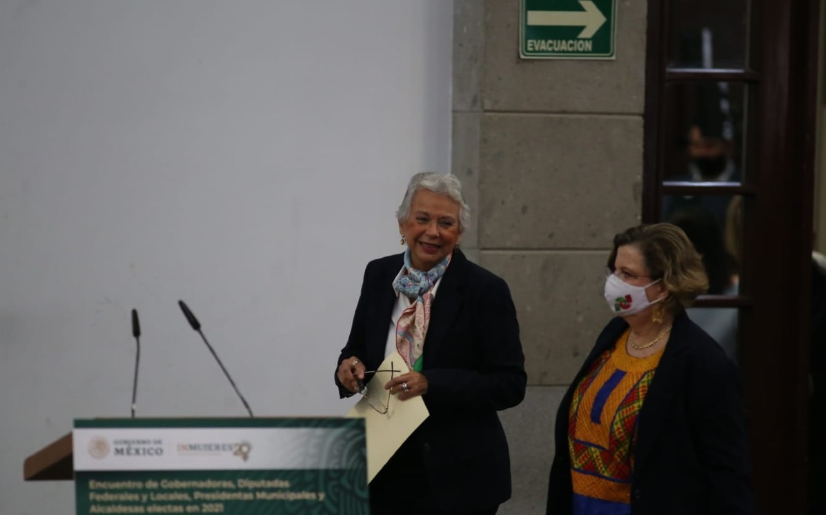 Sánchez Cordero llegó a las 12:51 horas al evento y salió a las 13:00 horas. | Octavio Hoyos