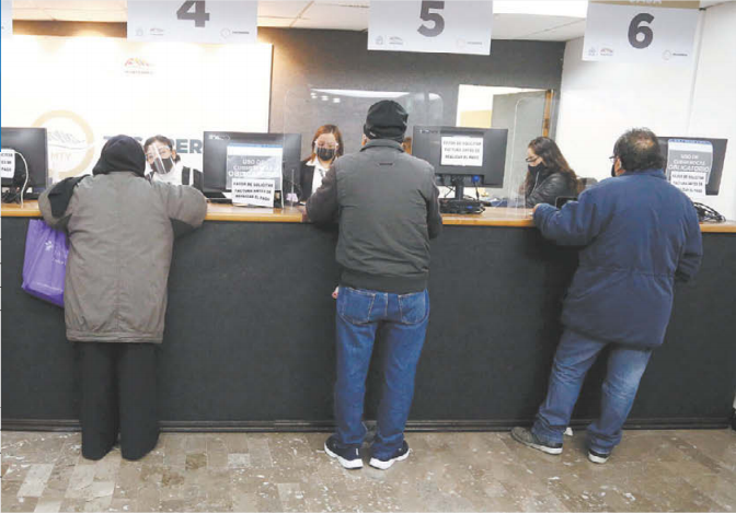 Solo cuatro trámites están totalmente integrados para realizarse por completo en línea. ARCHIVO