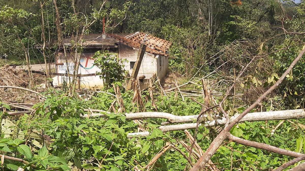 Vista de una vivienda dañada por el huracán Grace en el municipio de Zoquiapan. (Andrés Lobato)