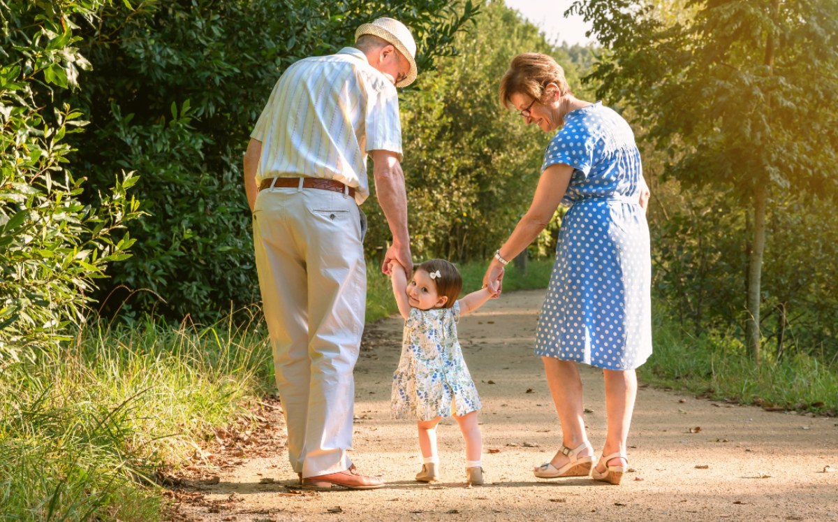 Este 28 de agosto se celebra el Día del Abuelo (Shutterstock).