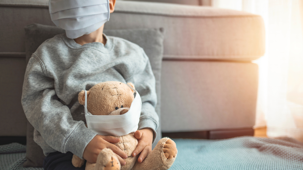 Un niño de cuatro años murió por covid-19 en EU | Shutterstock