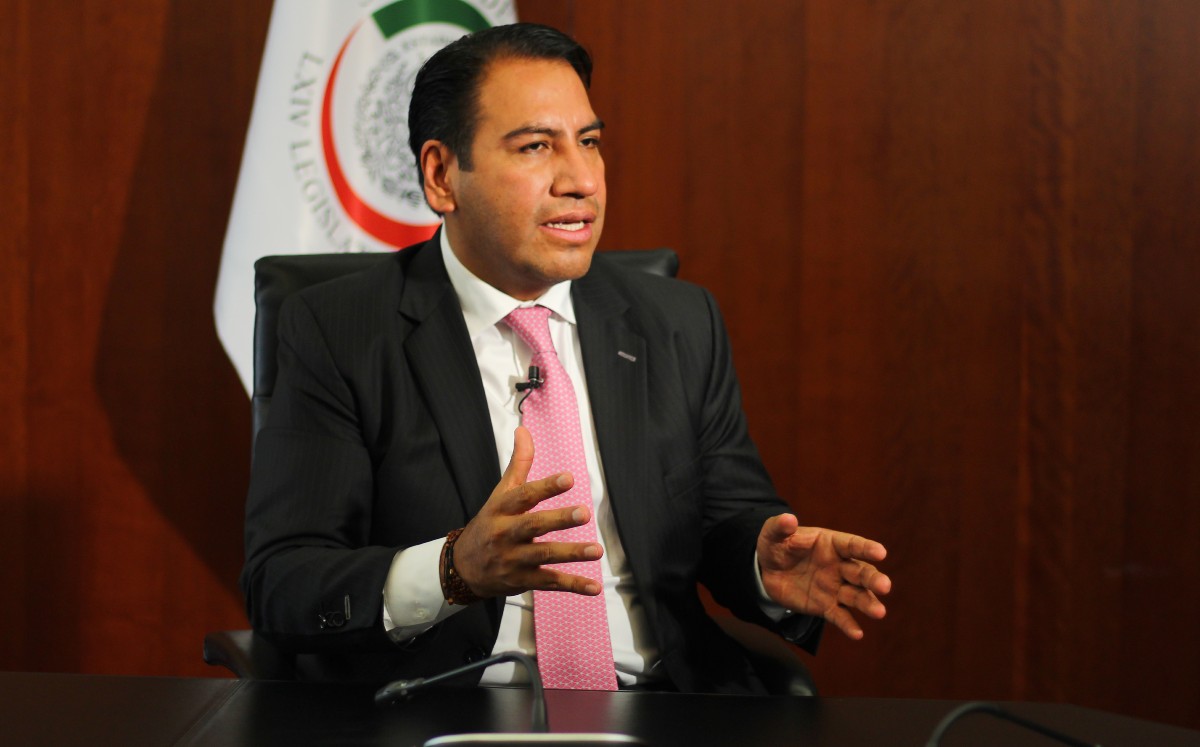 Eduardo Ramírez finaliza su periodo como presidente de la Mesa Directiva del Senado. | Rodrigo del Río