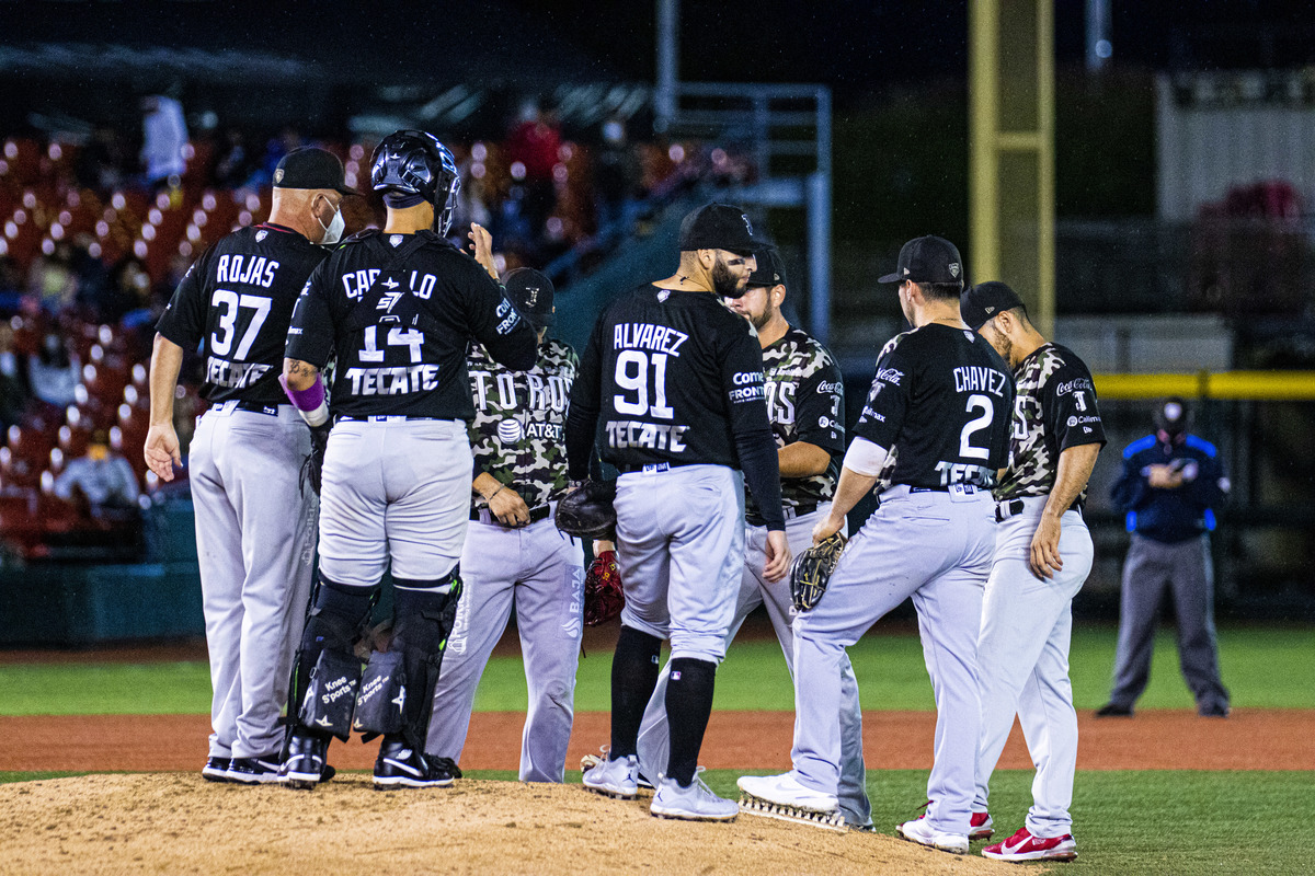 Toros embiste a Mariachis por segunda noche (Cortesía)