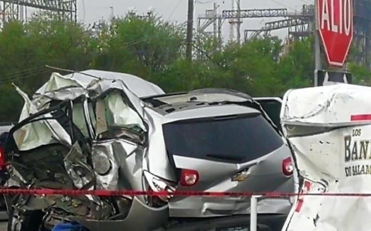 En el lugar del accidente se informó que una de las víctimas mortales fue identificada como Juan Quiroz. Foto: Especial
