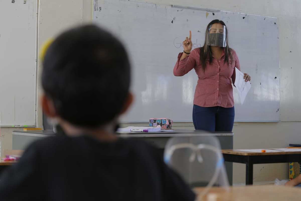 En Gómez Palacio, 421 escuelas regresaron a clases. (Mauricio Román)