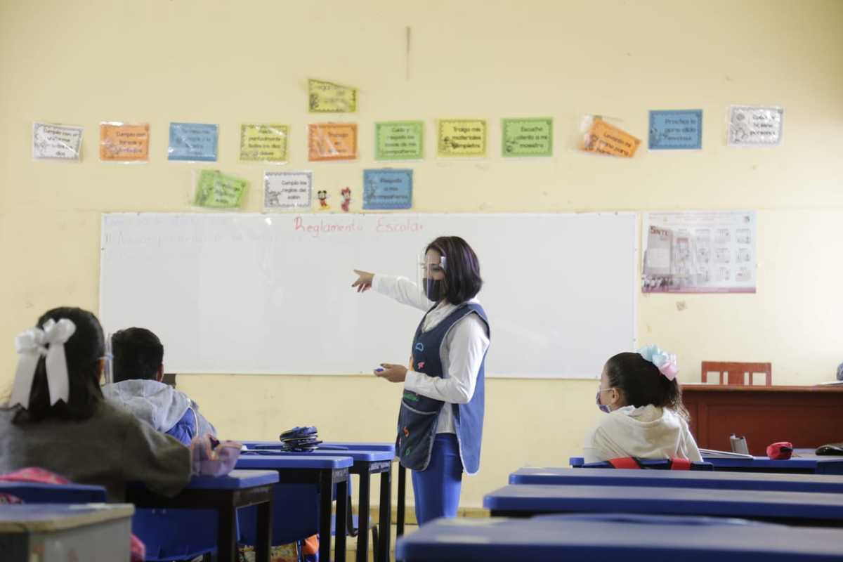 Inicio de clases en Puebla. (Andrés Lobato)