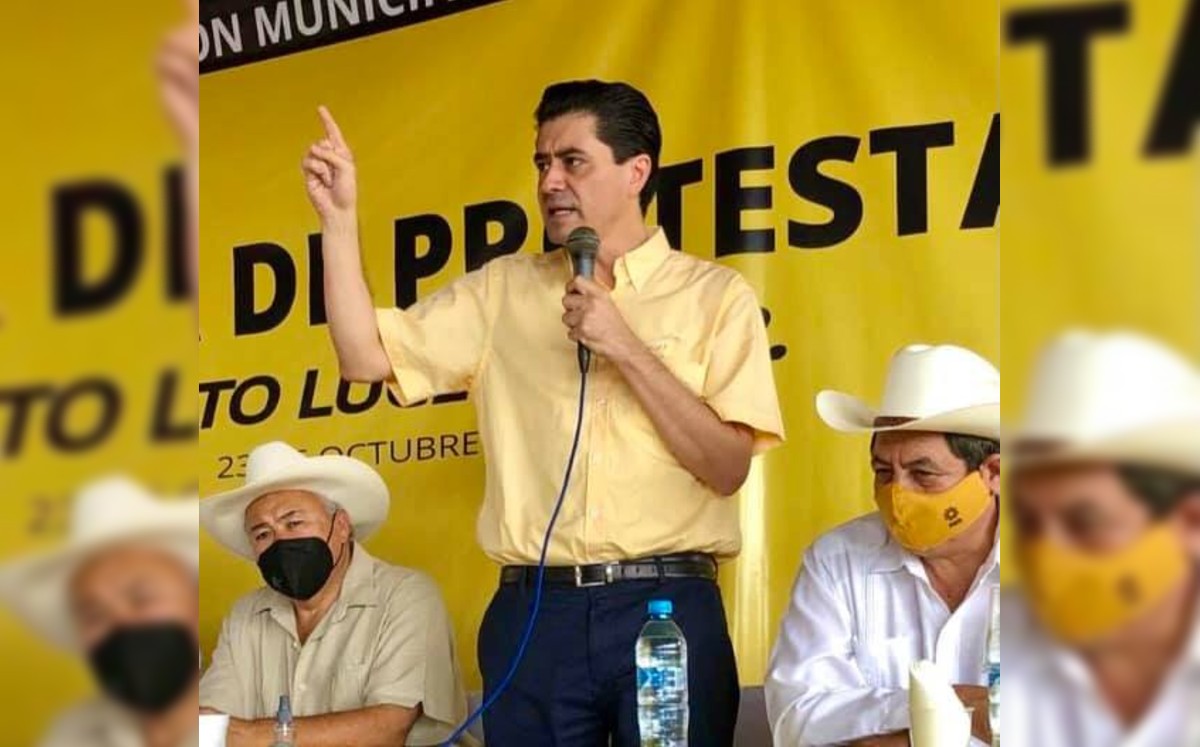Luis Cházaro sostuvo que Franco es ya diputado federal con fuero y, en consecuencia, debe ser excarcelado.| Facebook