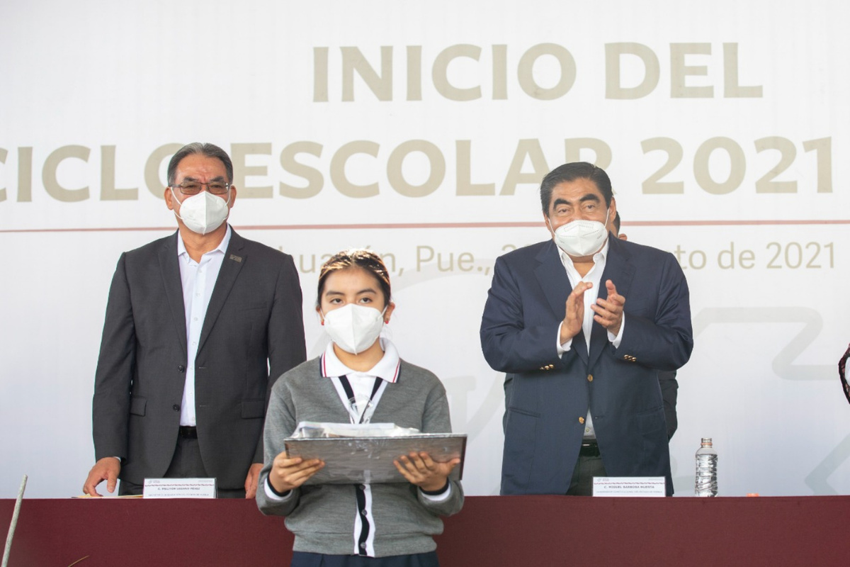 Aplaude Barbosa el regreso a clases presenciales | Melanie Torres