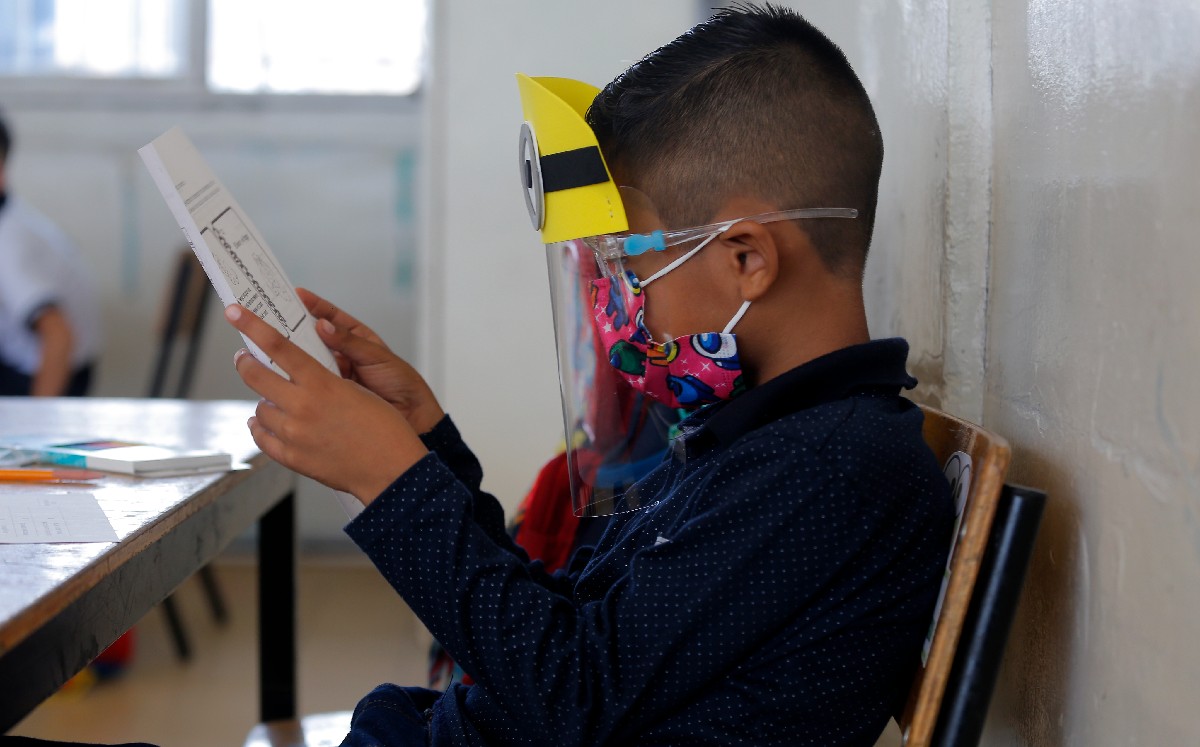 Regresaron a clases 62 mil alumnos en La Laguna de Durango. (Mauricio Román)