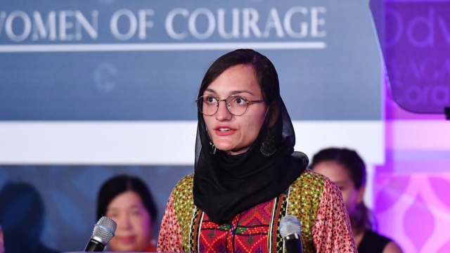 Zarifa Ghafari, activista y ex alcaldesa en Afganistán. | AFP