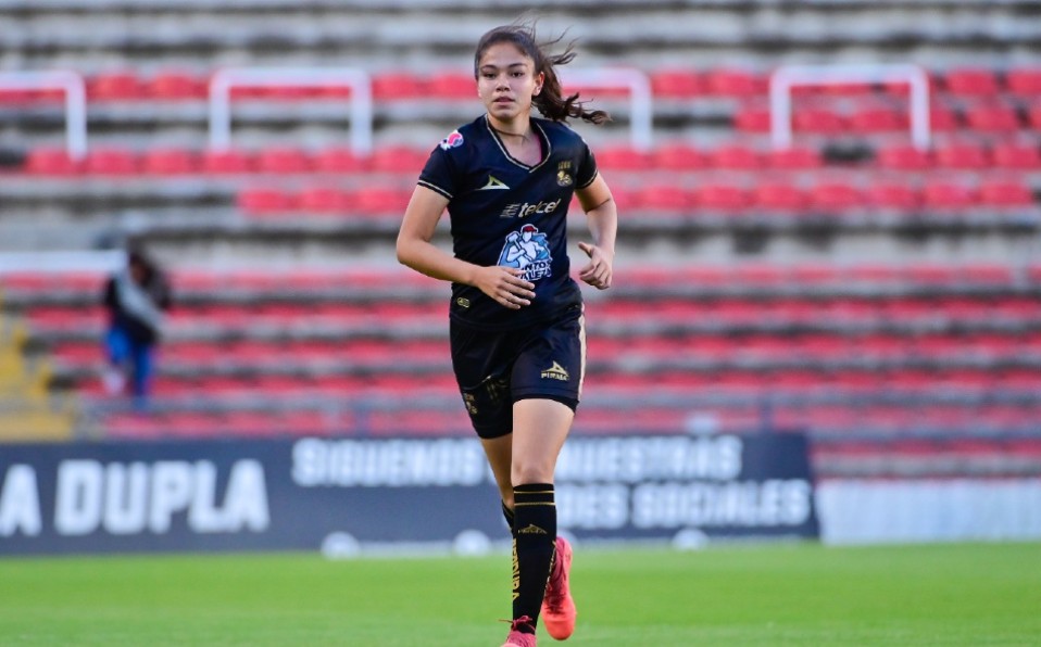 Blanca Muñoz, titular del Club León femenil.